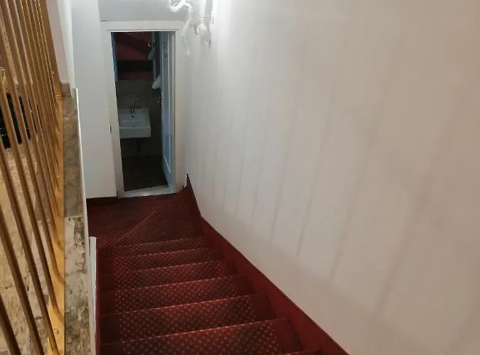 Cinquantatre Szálloda Róma