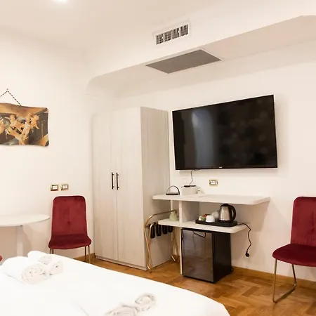Hotel Cinquantatre Rome