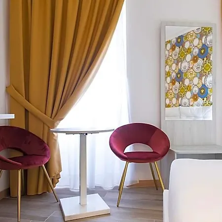 Cinquantatre 3* Rome