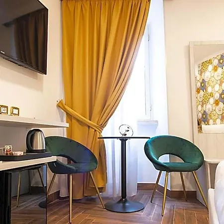 Cinquantatre 3* Rome