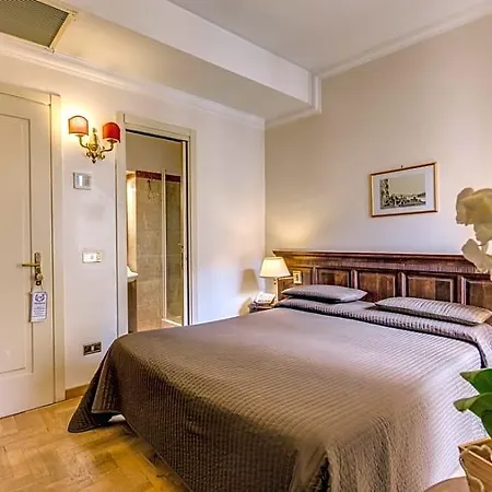 Cinquantatre Hotel 3*