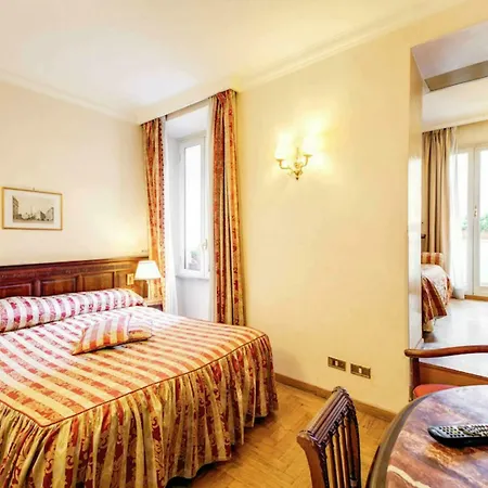 Hotell Cinquantatre 3*